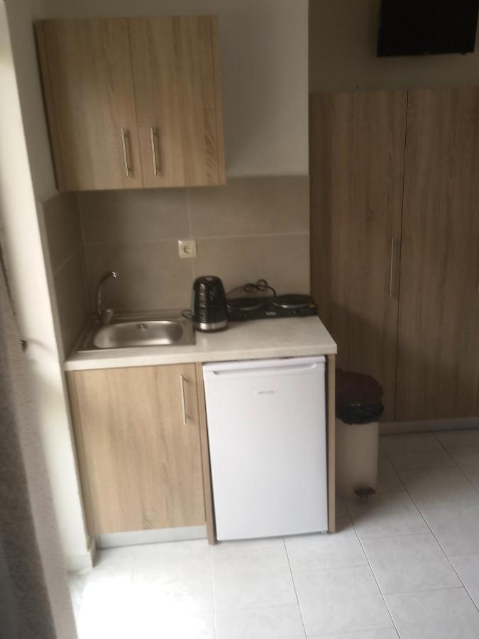Romantza Studio'S Nea Kydonia Exteriör bild